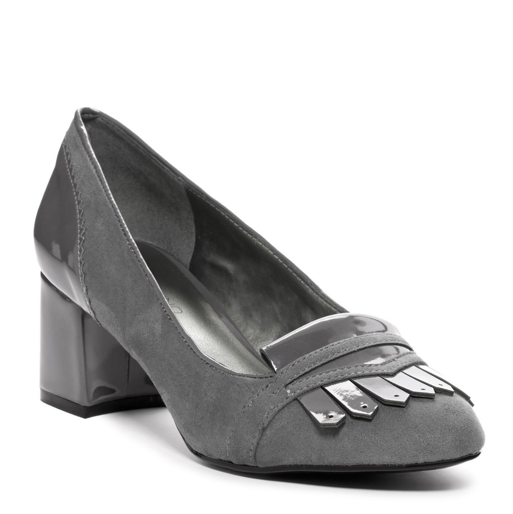 ($70) Bandolino block heels